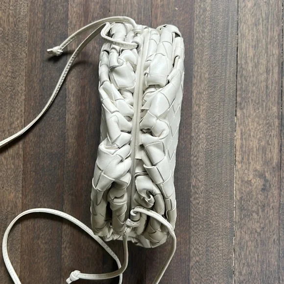 Bottega Veneta Mini Pouch in Wax - Picture 8 of 8